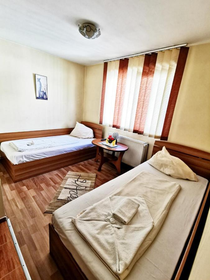 International Recola Motel Băneşti Dış mekan fotoğraf